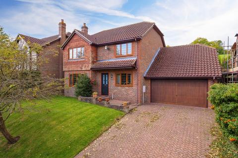 4 bedroom detached house for sale - 4 Hunters Bank, Old Road, Elham, Canterbury, CT4