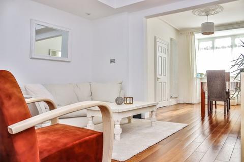 3 bedroom end of terrace house for sale - Fawcett Road, Southsea