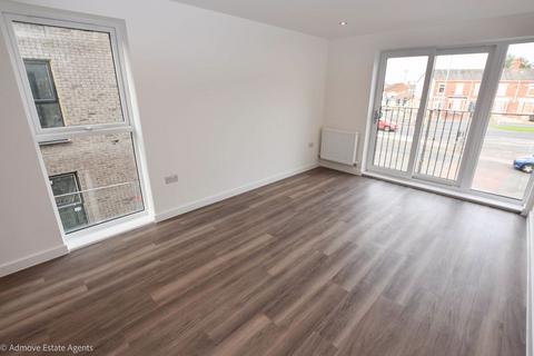 2 bedroom apartment to rent, Talbot Road, Stretford, M32 0FT