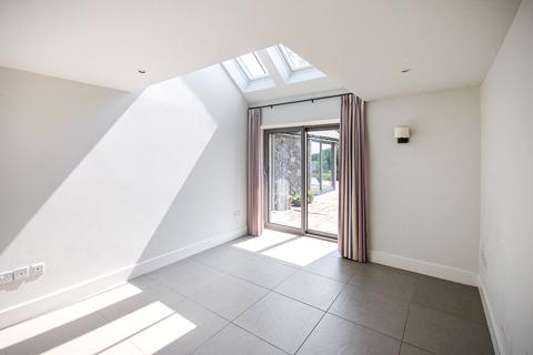 4 bedroom detached house to rent - North Borland House, Dunlop, Kilmarnock, East Ayrshire, KA3