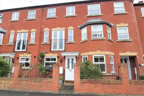 3 bedroom townhouse for sale - Masons Ryde, Pershore