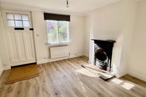 2 bedroom terraced house to rent, Nep Town Road, Henfield