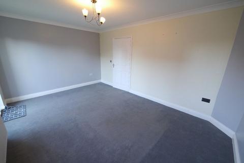 3 bedroom terraced house to rent, White Swan Close, Killingworth, Newcastle upon Tyne