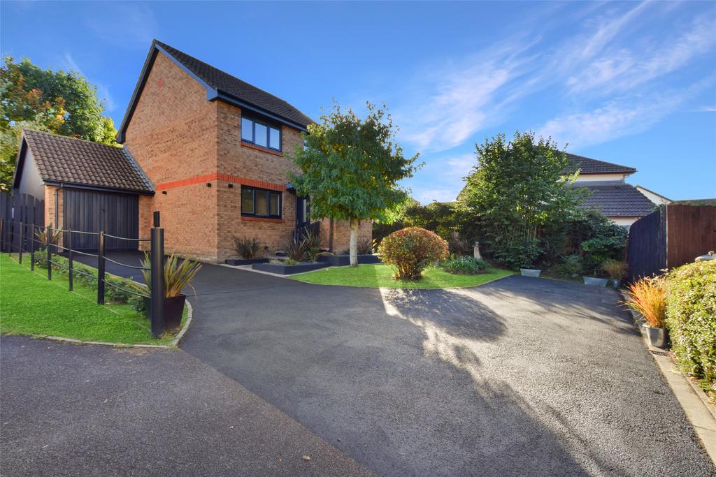 Ley Meadow Drive, Roundswell... 3 bed detached house £380,000