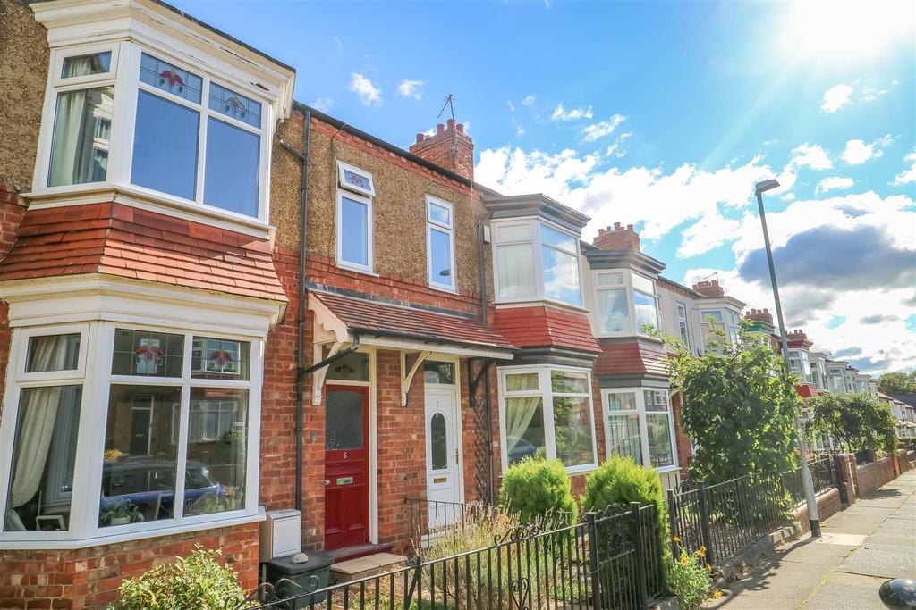 Cedar Road, Darlington 2 bed terraced house £650 pcm (£150 pw)
