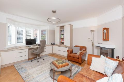 19 Queens Avenue, Birchington, CT7 9QN