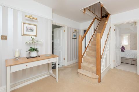 19 Queens Avenue, Birchington, CT7 9QN