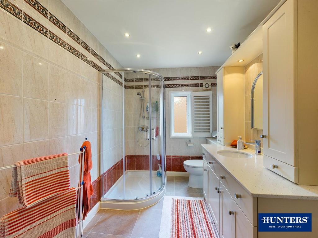 CAM00024 P1-PR0295-STILL35.jpg