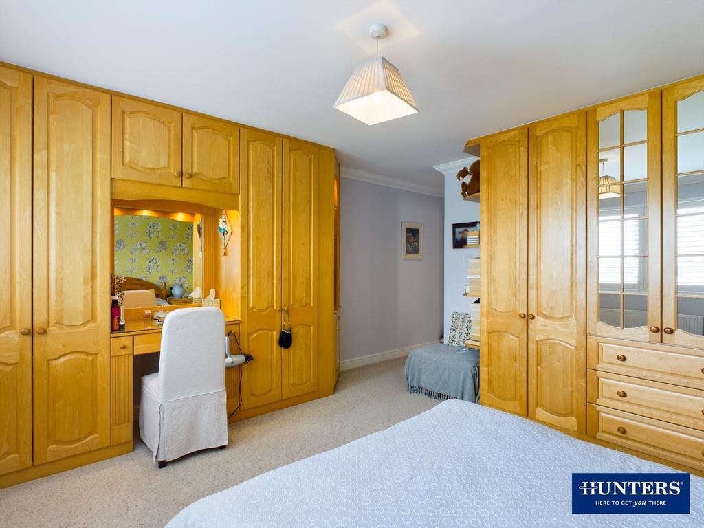 CAM00024 P1-PR0295-STILL38.jpg