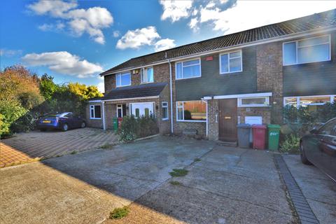 3 bedroom terraced house for sale - Birch Grove, Slough