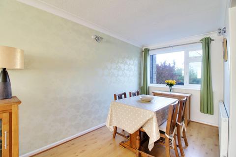 28 Manor Crescent, Pool In Wharfedale, Otley, LS21 1ND