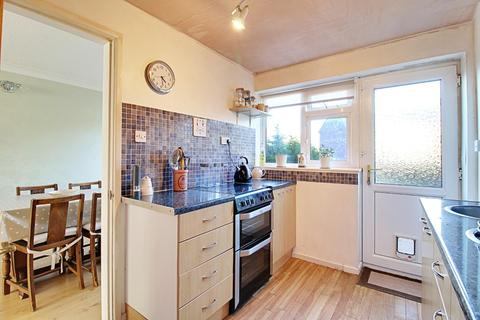 28 Manor Crescent, Pool In Wharfedale, Otley, LS21 1ND