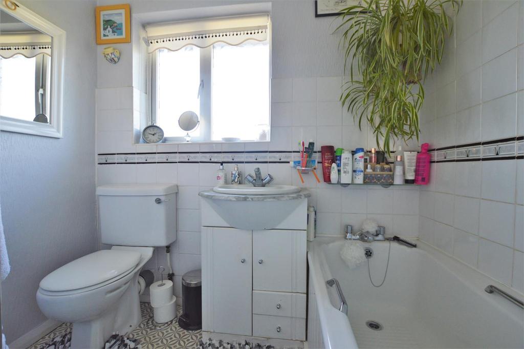 Northborough Road, Slough 2 bed semidetached house £450,000