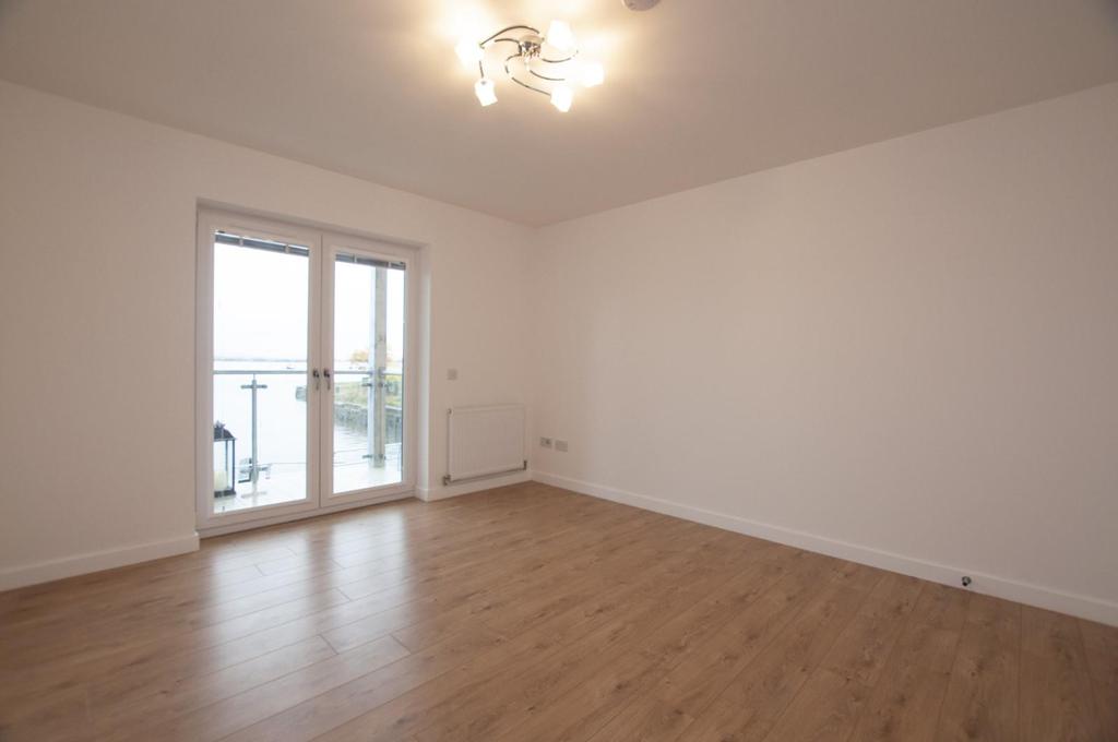 Harbour Way, Alloa 2 bed flat £825 pcm (£190 pw)