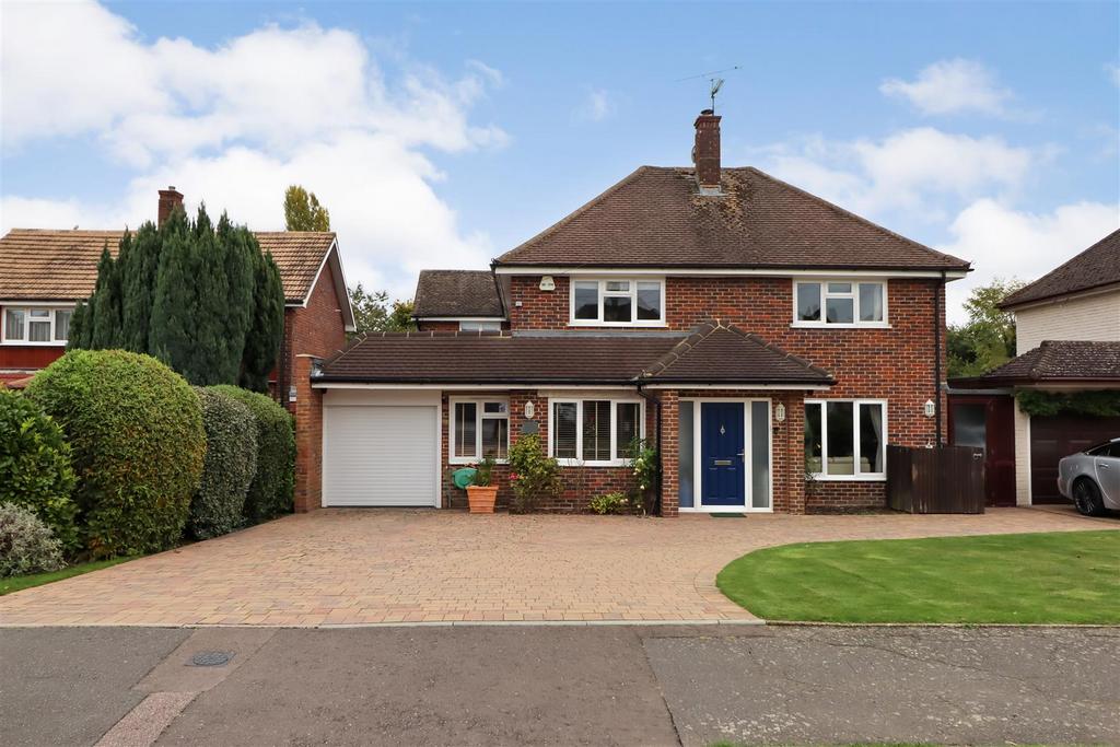 Smithbarn, Horsham 4 bed detached house £995,000