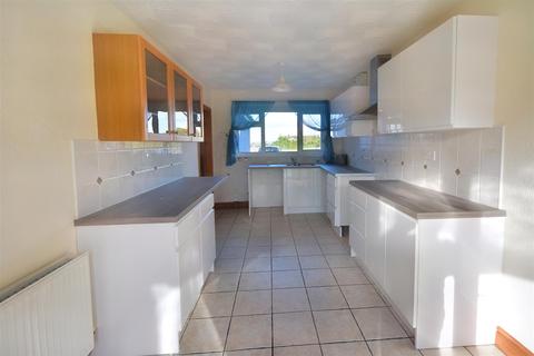 45 Millfields Close, Kilgetty, SA68 0SA