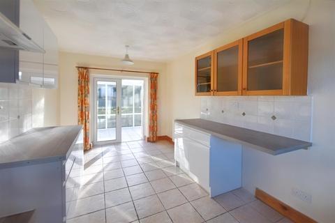 45 Millfields Close, Kilgetty, SA68 0SA