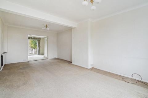 18 First Avenue, Amersham, HP7 9BJ