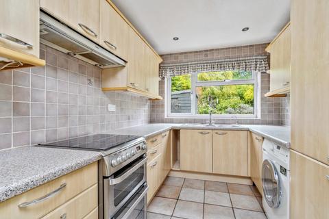 18 First Avenue, Amersham, HP7 9BJ