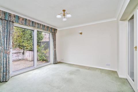 18 First Avenue, Amersham, HP7 9BJ