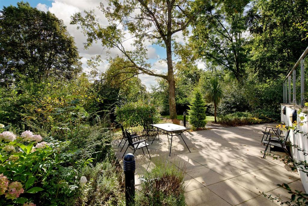 General View of Wainwright Court