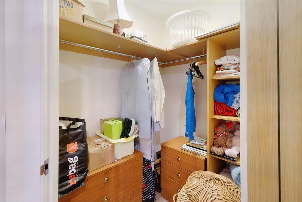 Walk in Wardrobe