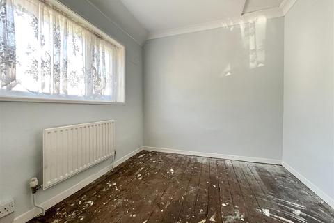 51 Blakemere Crescent, Portsmouth, PO6 3SQ