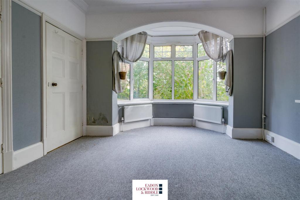 Sitting Room.jpg