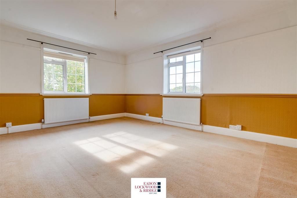 Bedroom 1-2.jpg