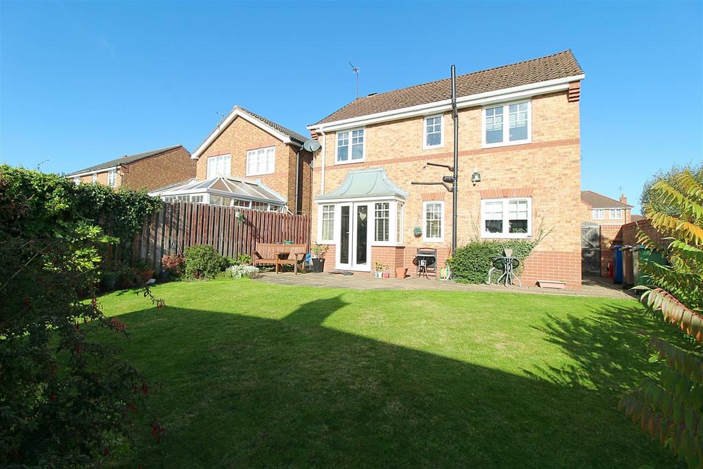 Dunston Drive, Hessle 4 bed detached house for sale £329,950