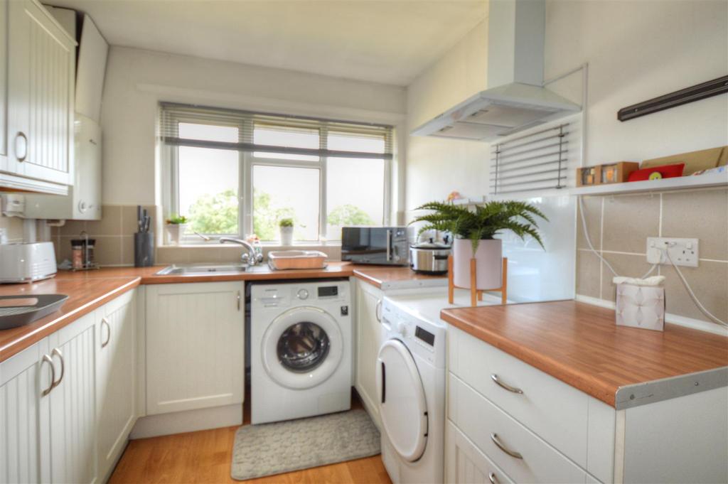 Beechlea, Morpeth 1 bed flat £450 pcm (£104 pw)