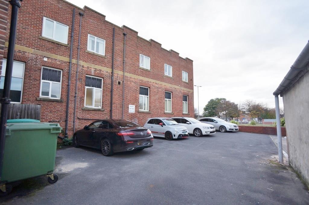 Newgate House, Pontefract Property for sale £350,000