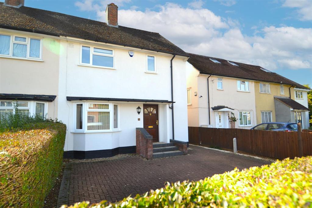 Willow Way, Radlett 3 bed semidetached house £735,000