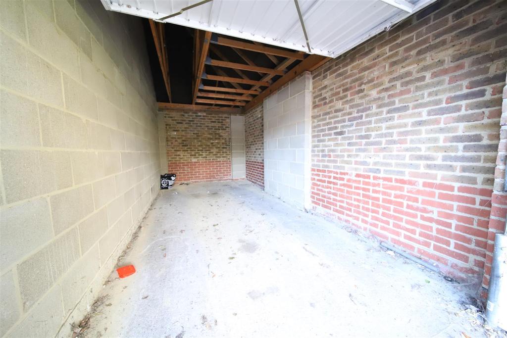 Garage2.JPG