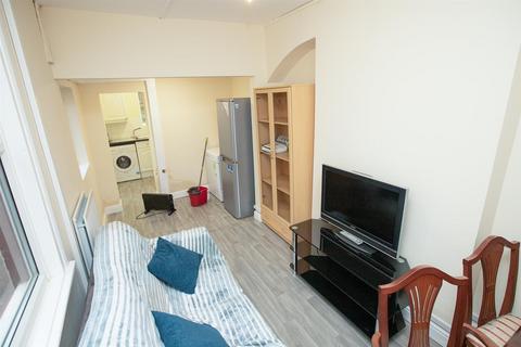 4 bedroom house to rent, Harborne Lane, Selly Oak, Birmingham