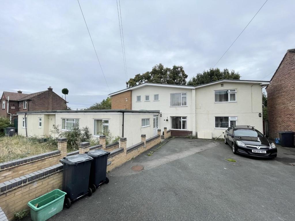 Birchall Avenue, Matson, Gloucester 4 bed semidetached house for sale £350,000