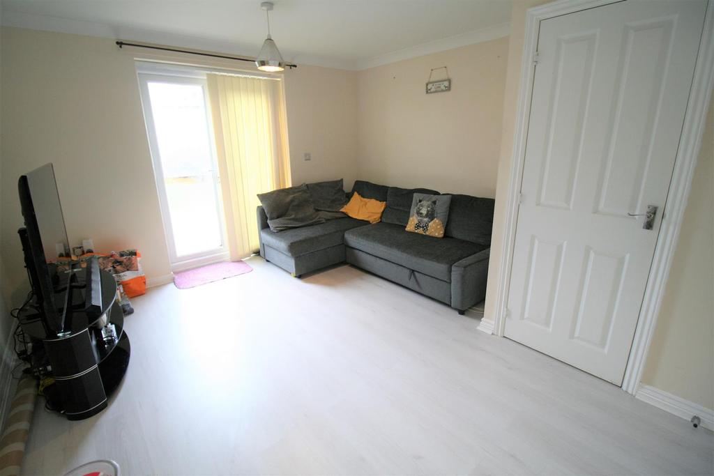 Bermuda Village, Bermuda, Nuneaton 2 bed terraced house £63,000