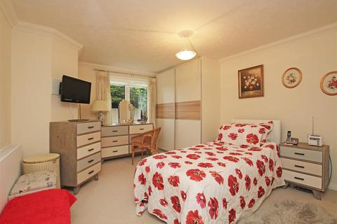 1 bedroom retirement property for sale - Tamarisk Lodge, East Wittering