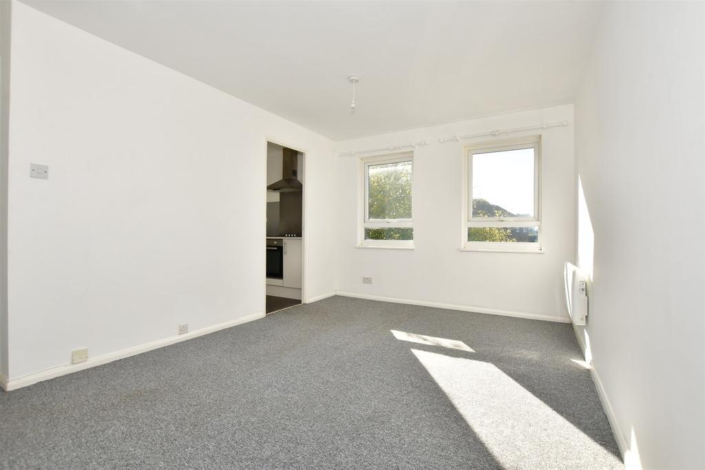 Lounge/ Bedroom