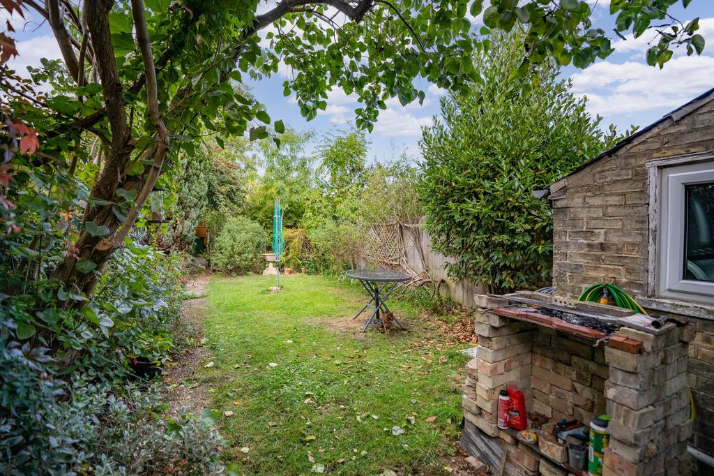 Humberstone Road, Cambridge, CB4 3 bed terraced house for sale £750,000