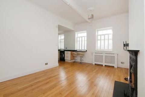 63 Acacia Way, Sidcup, DA15 8WW