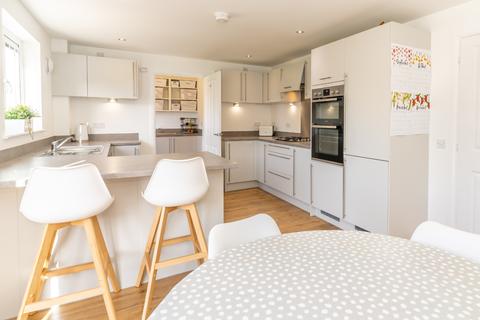 11 Bonaille Drive, Bilston, Roslin, EH25 9AJ