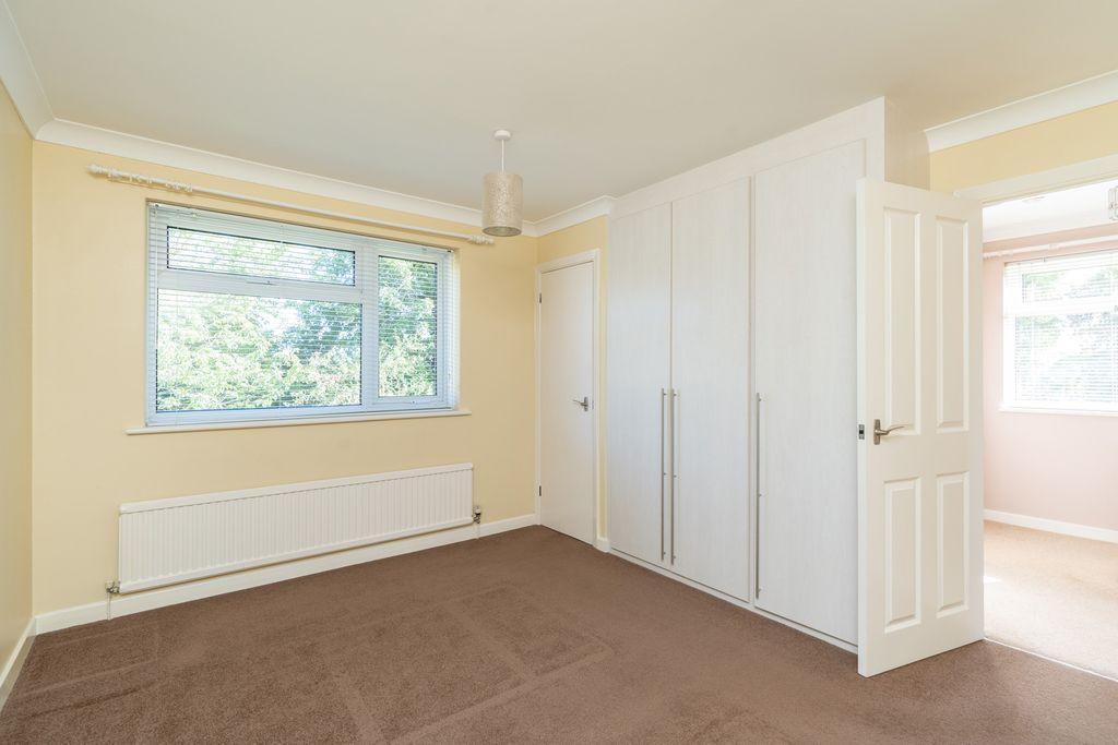 Bedroom 2 (Double)