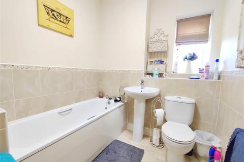 2 bedroom apartment for sale - Fairbourne Walk, Oldham, Greater Manchester, OL1