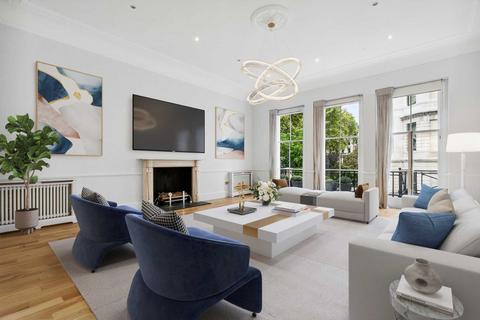 6 bedroom house for sale, Ennismore Gardens, Knightsbridge SW7