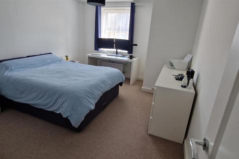 Flat 5, 12 Caldecott Road, Allington, Maidstone, ME16 9GD