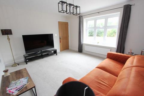 4 bedroom house to rent, Pennant Close, Little Stanney, Chester, CH2