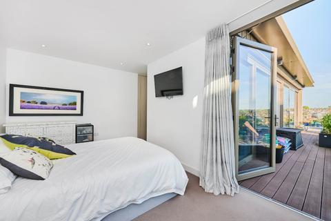 2 bedroom apartment for sale - Balham High Road, London, SW17