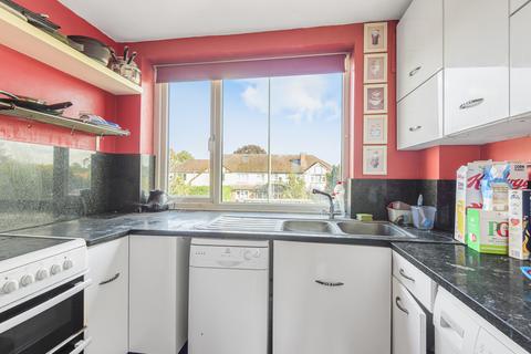 8 Ashcombe Parade, Woking, GU22 9EJ