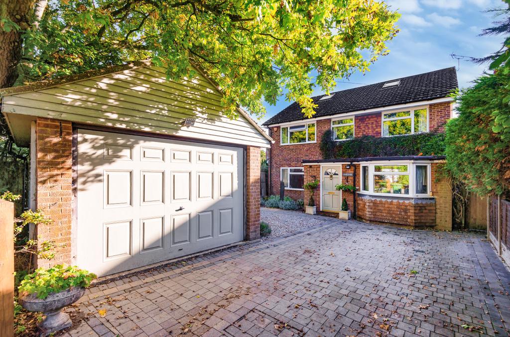 Back Lane, Bucks Horn Oak, Farnham... 4 bed detached house £850,000